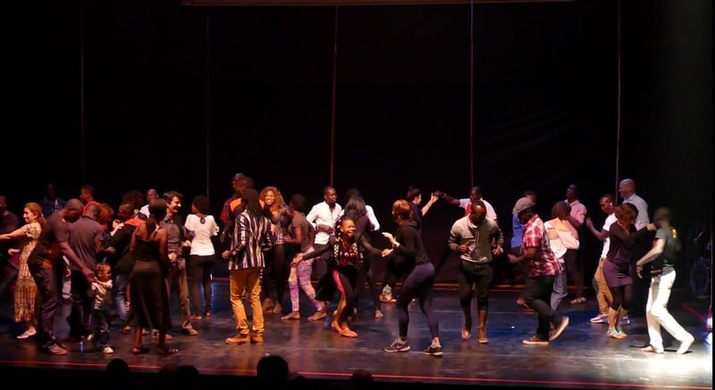 In out dance Festival