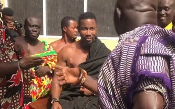 RÃ©sultat de recherche d'images pour "Michael Jai White devient roi au Ghana"