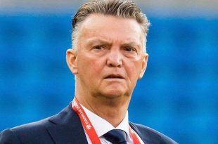 Louis Van Gaal 90