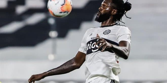 Emmanuel Adebayor Olimpia FC