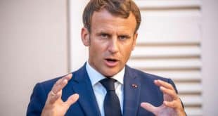 Macron 2