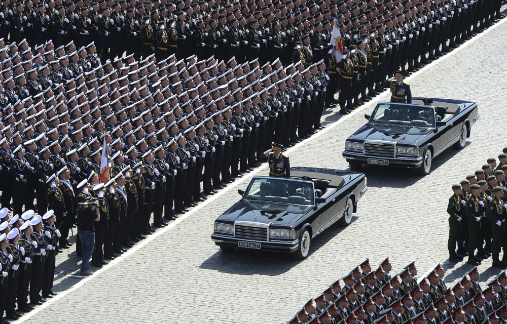 Un décret de Vladimir Poutine pour renforcer l'armée russe