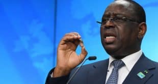 Macky Sall,77