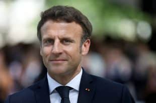 Emmanuel Macron,789