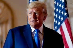 Donald Trump,321
