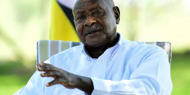 Ouganda : prison à vie ou peine de mort pour les personnes LGBTQ