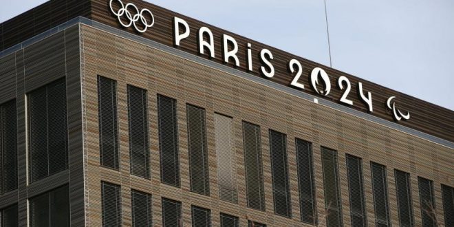 Paris 2024,900