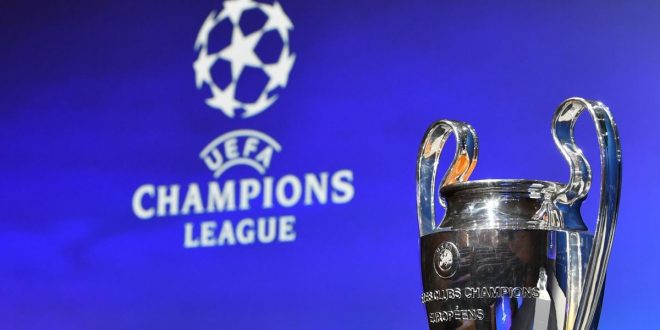 Ligue des Champions,900