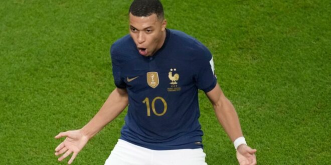 Kylian Mbappé,90