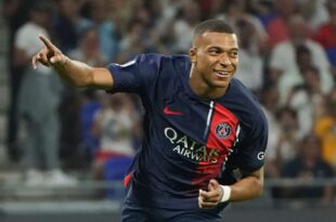 Mbappé,966