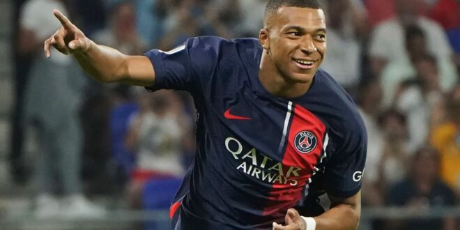 Mbappé,966