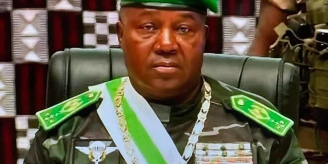 Niger : le président Abdourahamane Tiani reçoit l’hymne officiel de l’AES