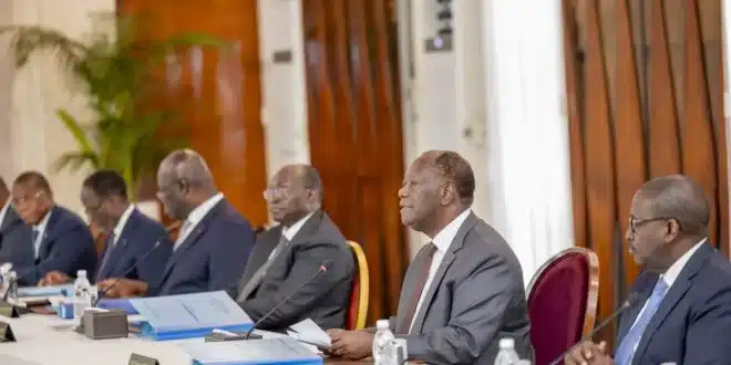 Présidentielle 2025 en Côte d’Ivoire : le gouvernement réforme le système de parrainage